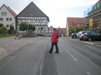 Straßenquerung mit Langstock