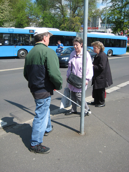 Hindernisumrundung mit Langstock